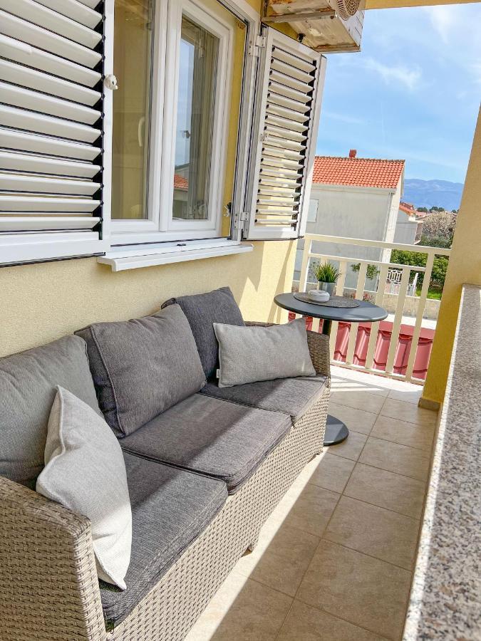 Apartment Baska Mit Poolarea - Krk, Kroatien 외부 사진