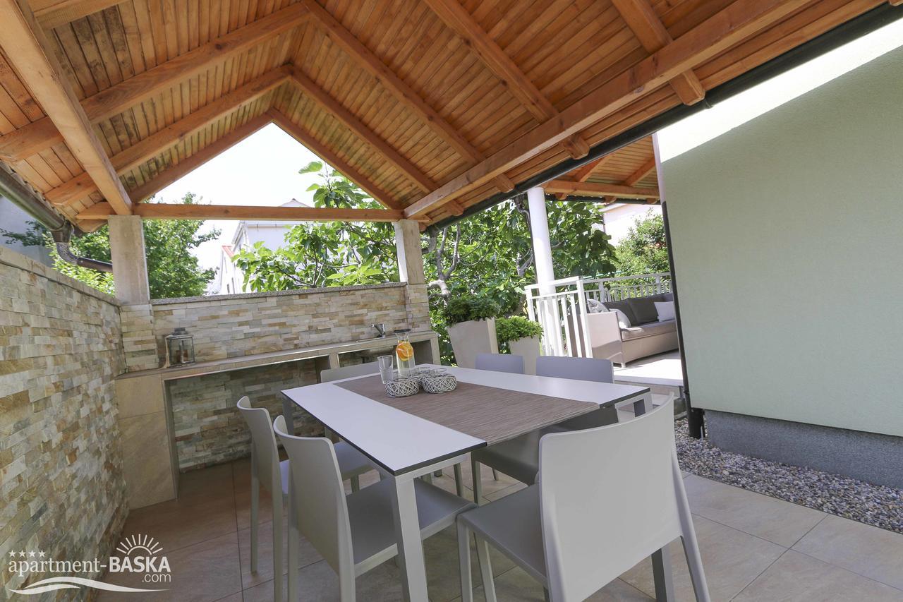 Apartment Baska Mit Poolarea - Krk, Kroatien 외부 사진